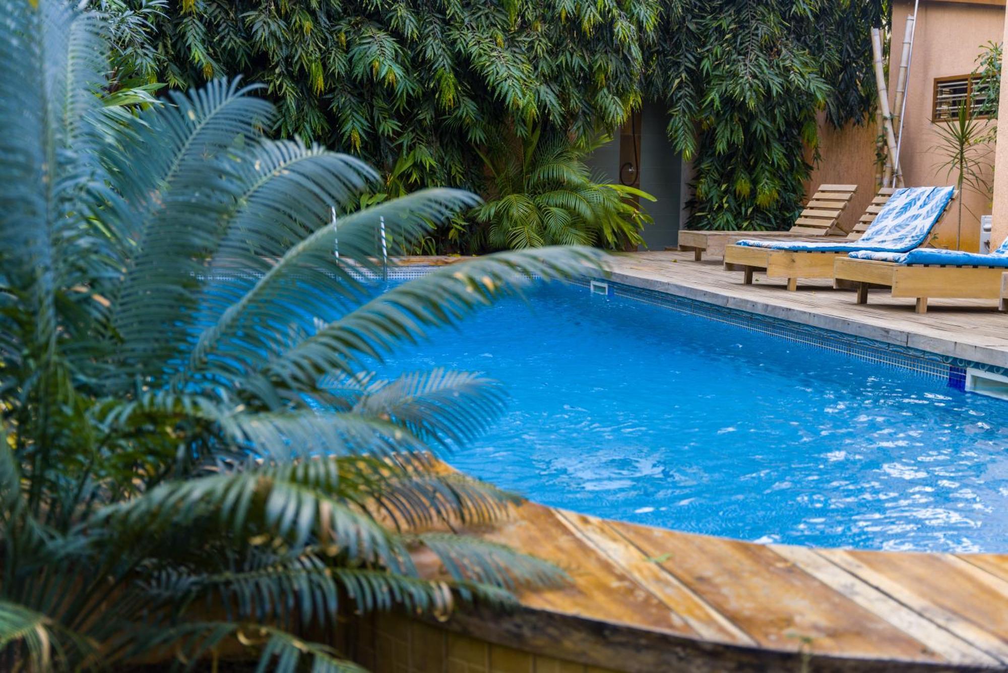 Nomads Hotel Lomé Exterior photo
